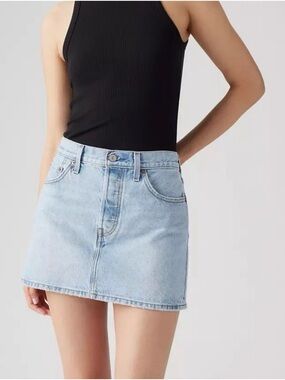 Levi’s Icon Denim Skirt (Front and Center Wash)